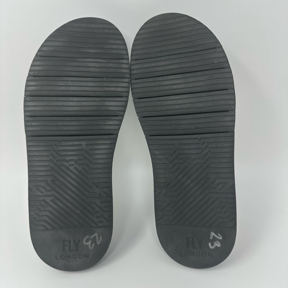 Fly London chev Sandals in Silver Women's EU40/US 9-9.5 - Picture 5 of 15